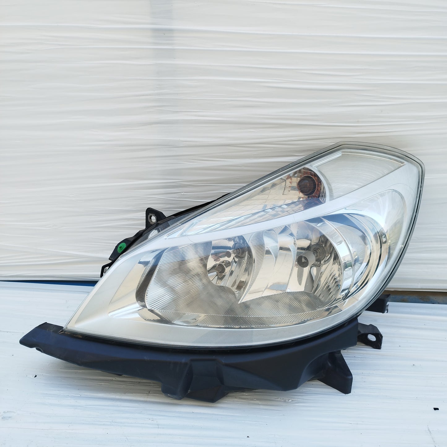 Fanale anteriore dx Renault Clio 2008 cod: 8200244889 ecoDM074