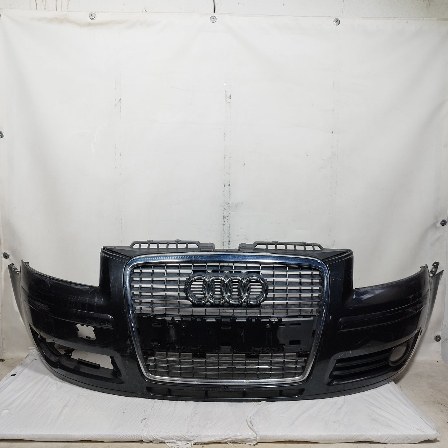 Paraurti anteriore nero Audi A3 8P / 8PA 2005-2008 ecoAC16522
