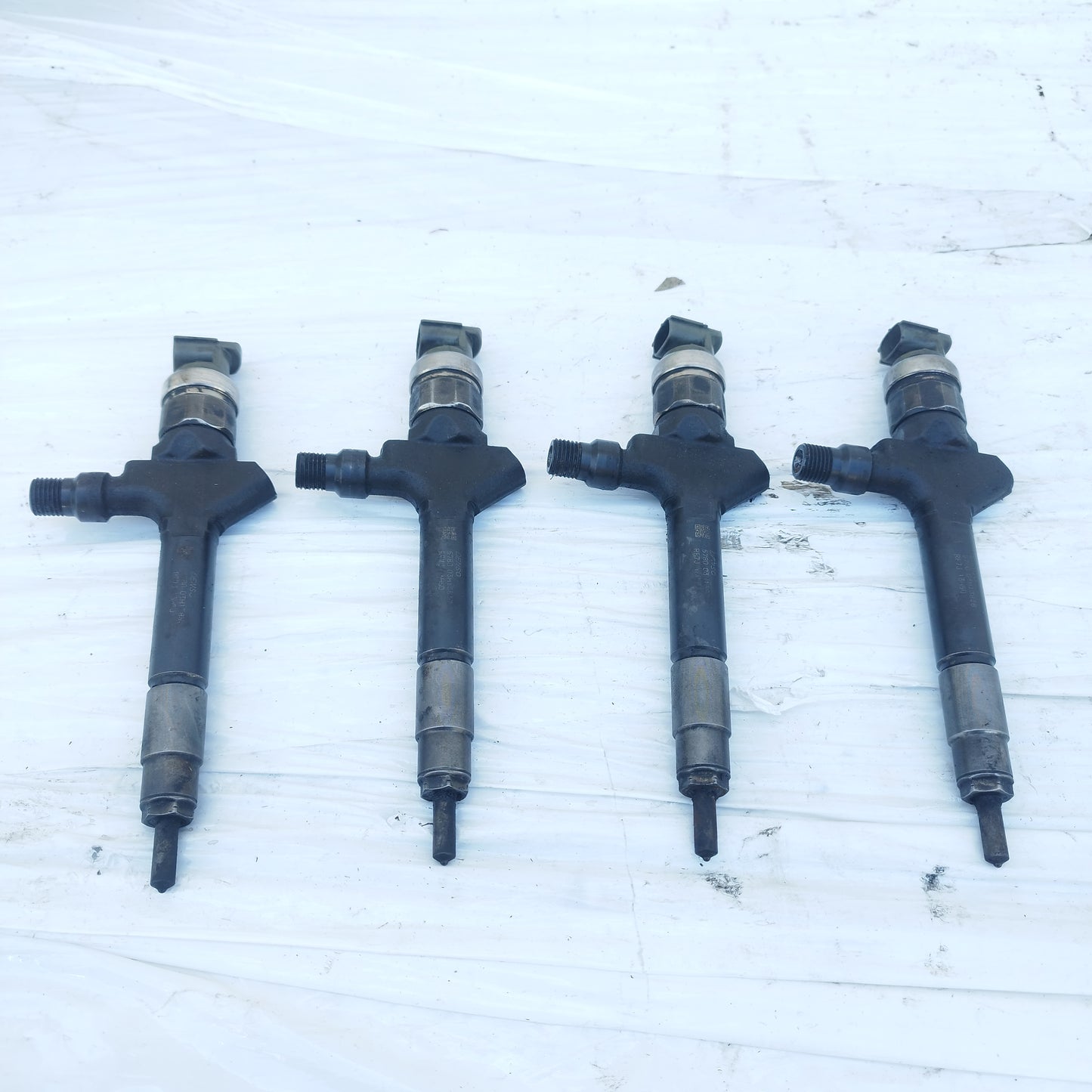 Iniettori Denso Mazda 5 2.0 D 2005 cod: RF7J13H50 ecoAC15940