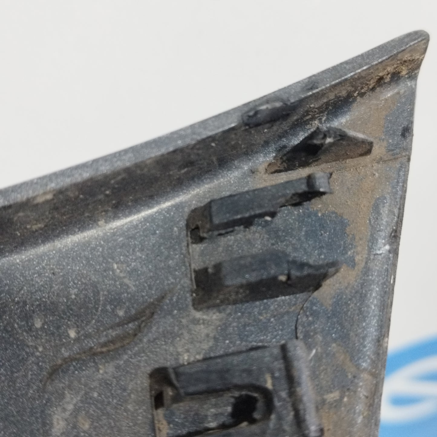 Peugeot 206 2004 ecoAC10605 grauer Kühlergrill