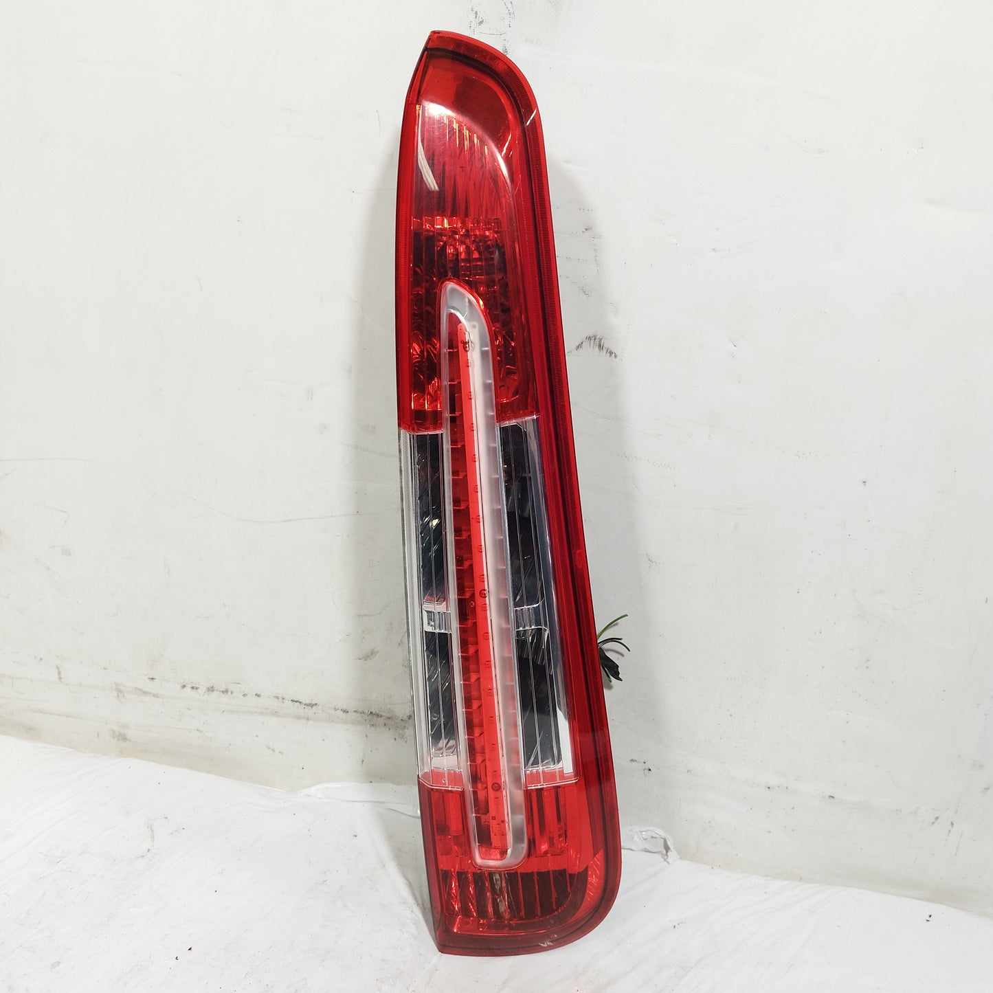 Fanale posteriore dx a led Ford C-Max I (DM2) 2007-2010 cod: 2SK009504 ecoAC16565