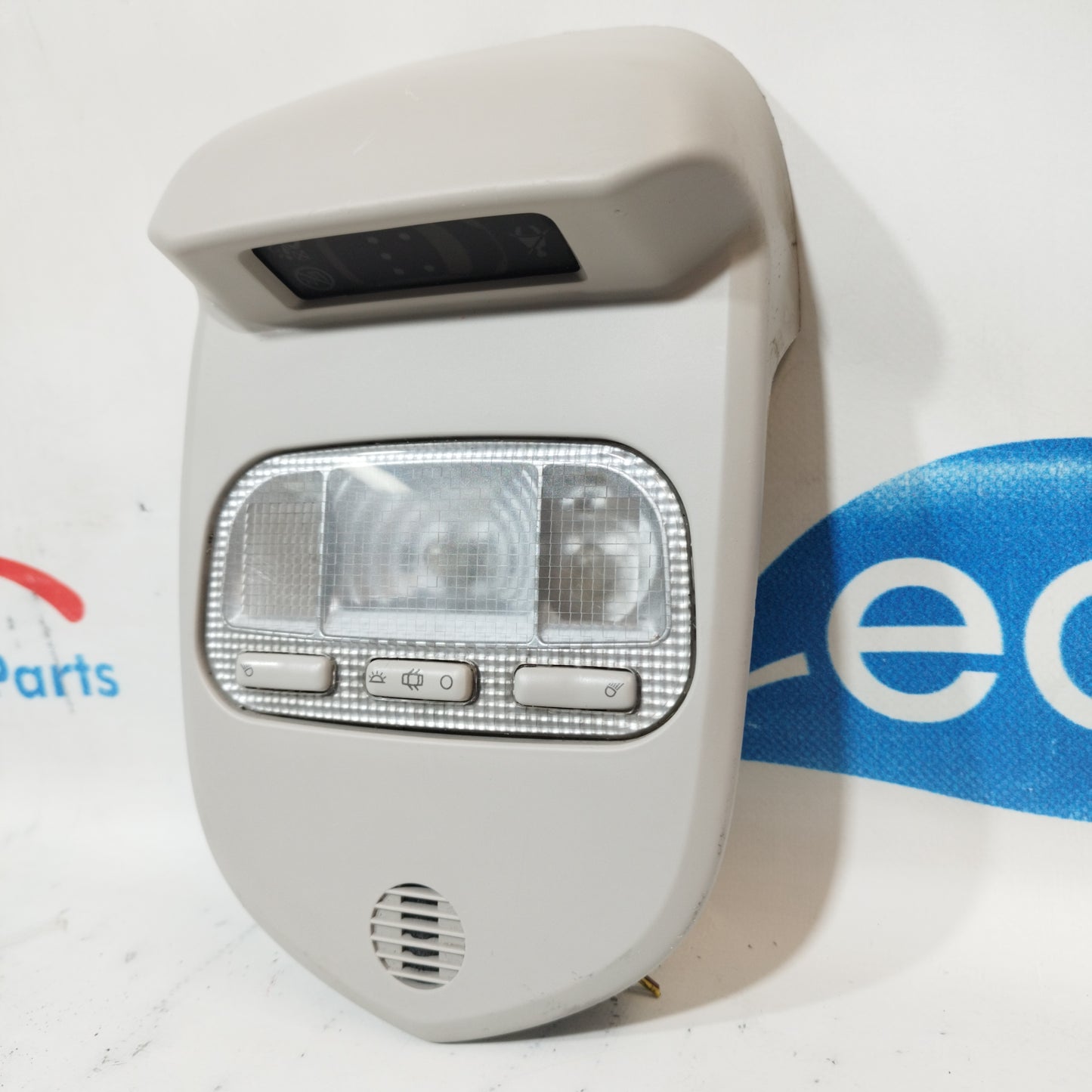 Courtesy light Peugeot 3008 2011 code: 9681370177 ecoAC9598