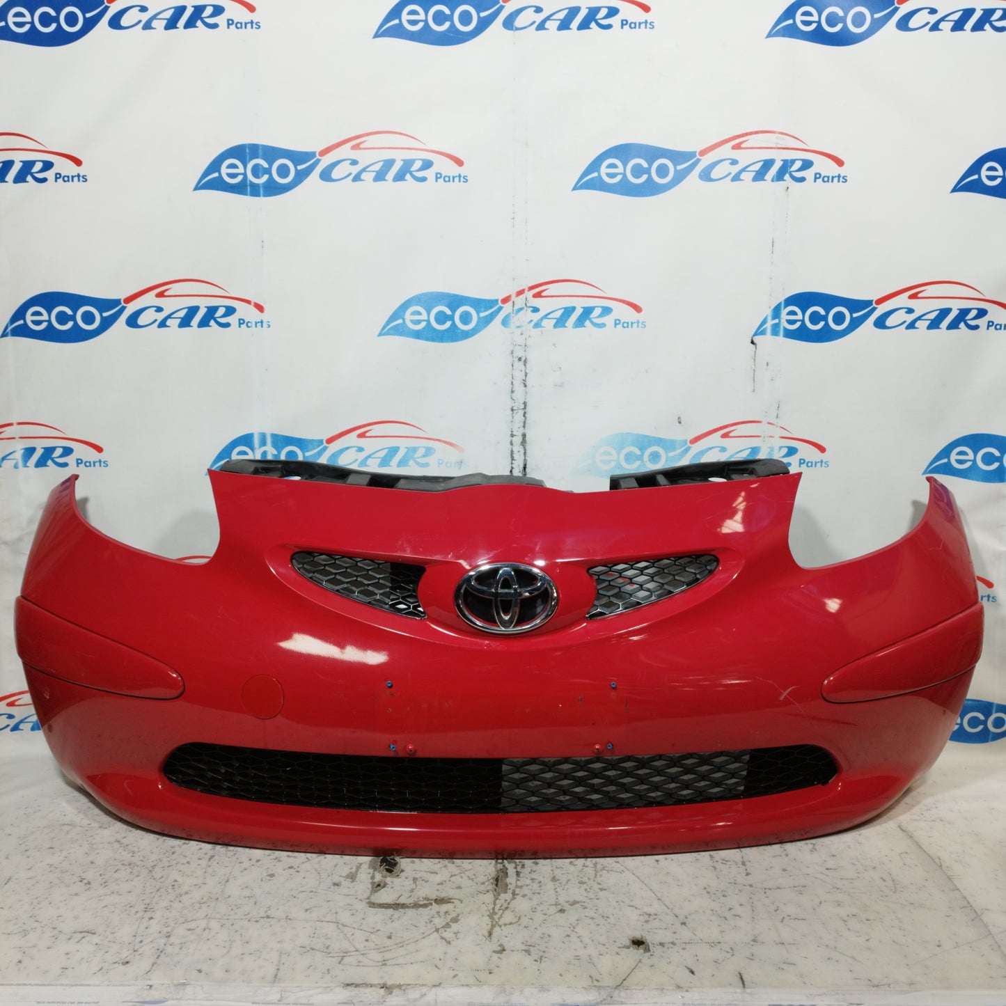 Paraurti anteriore rosso Toyota Aygo 2008 ecoAC10337