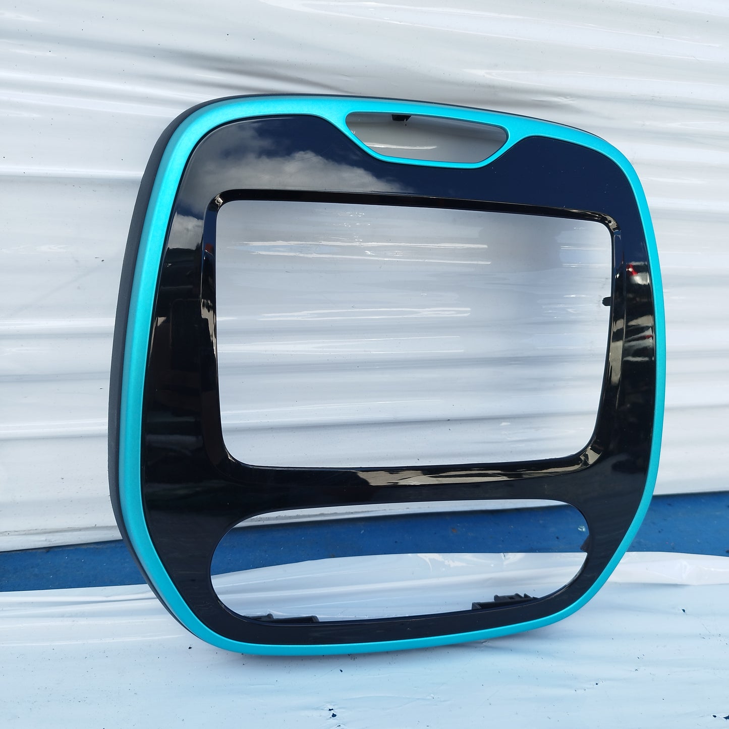 Cornice centrale Renault Captur 2013-2017 cod: 682702540R ecoAC15881