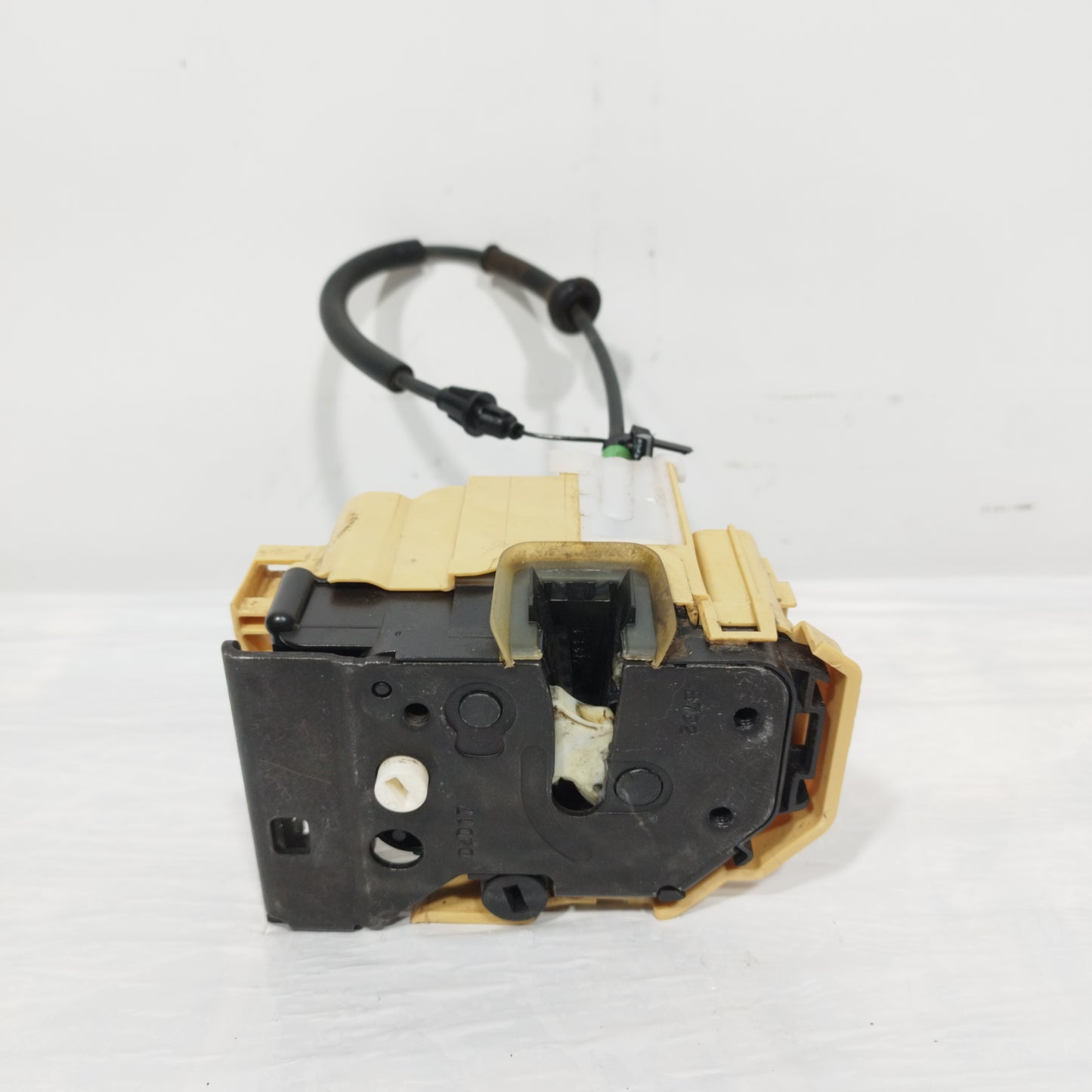 Rear lock right Alfa Romeo Stelvio Q4 2017 5Pin Code: 50536547 ecoAC11897