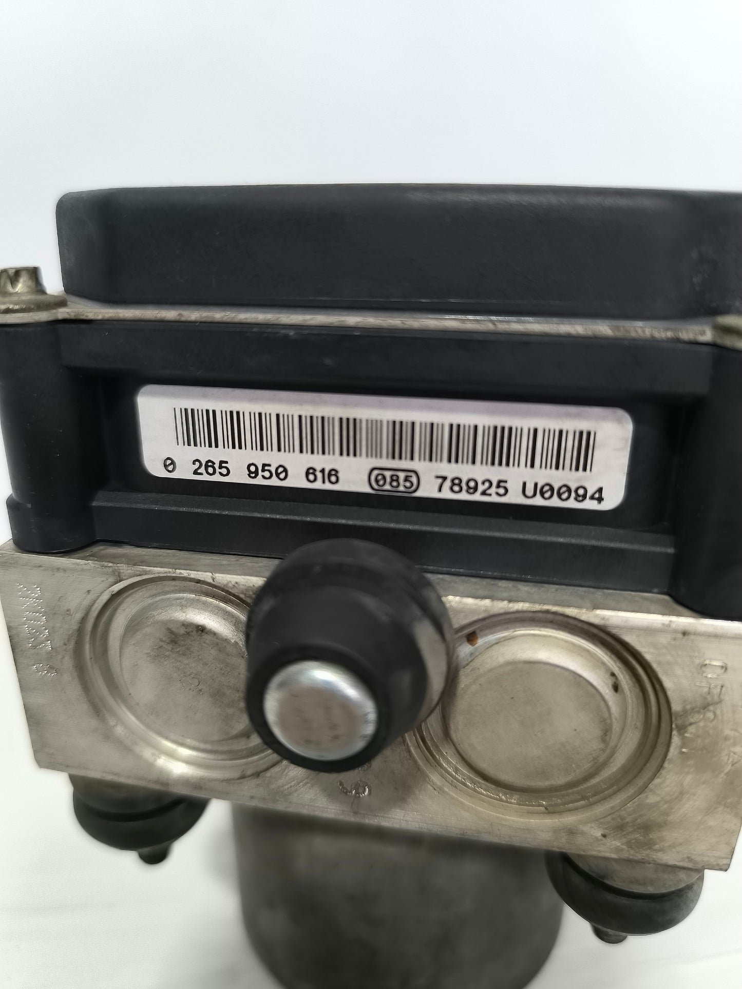 ABS Nissan Qashqai 4x4 Cod. 0265950616 ecoAG6582 split control unit cover