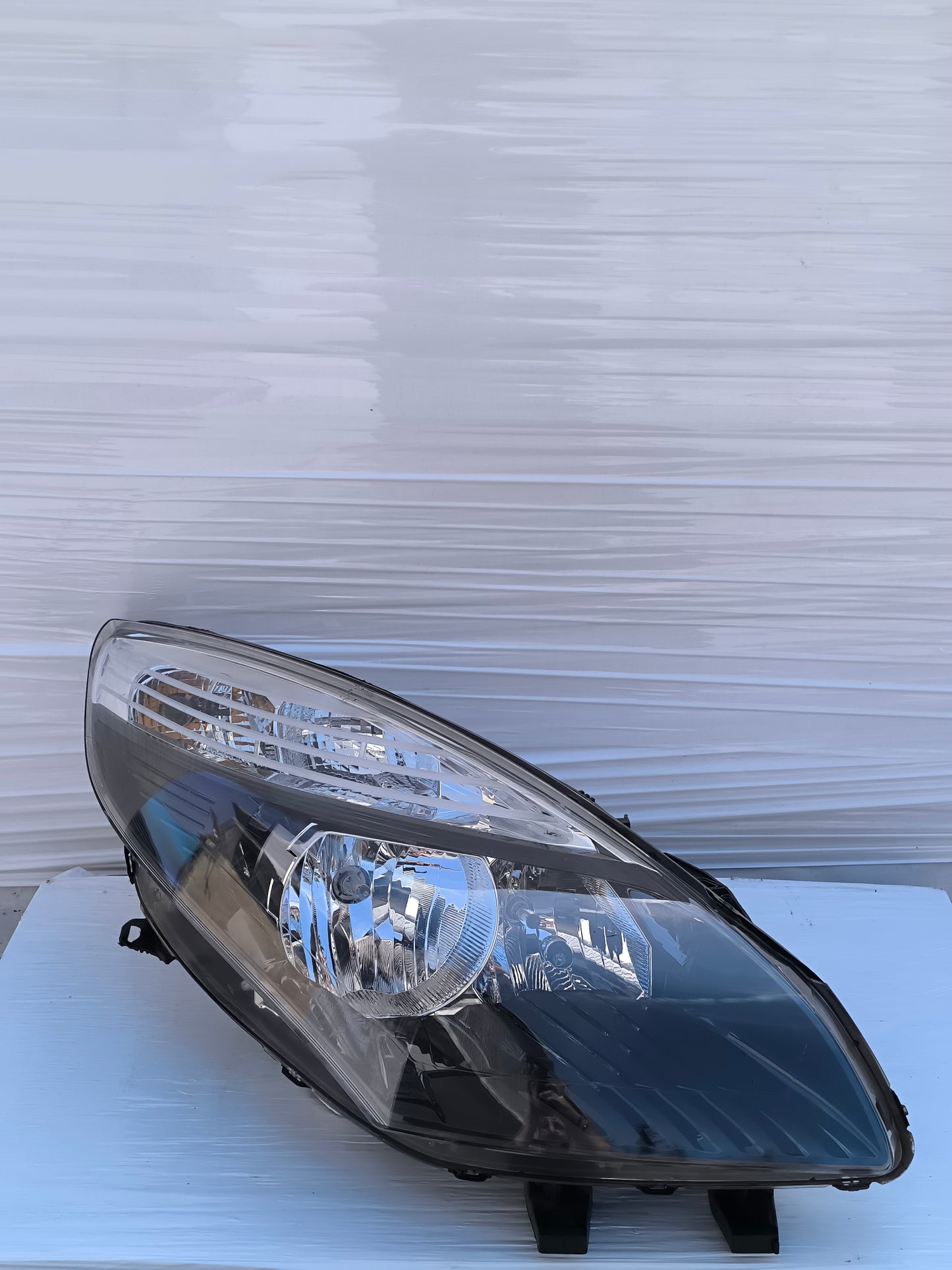 Fanale anteriore dx Renault Scenic X-Mod anno 2009-2011 ecoAG8377