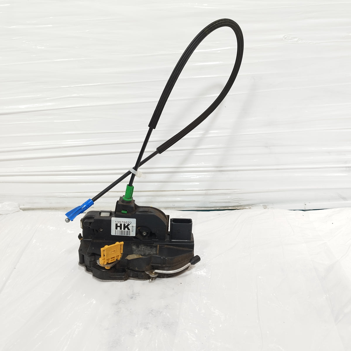 Serratura anteriore sx Opel Adam (M13) 2012-2019 5 pin cod: 13579522 ecoAC17325
