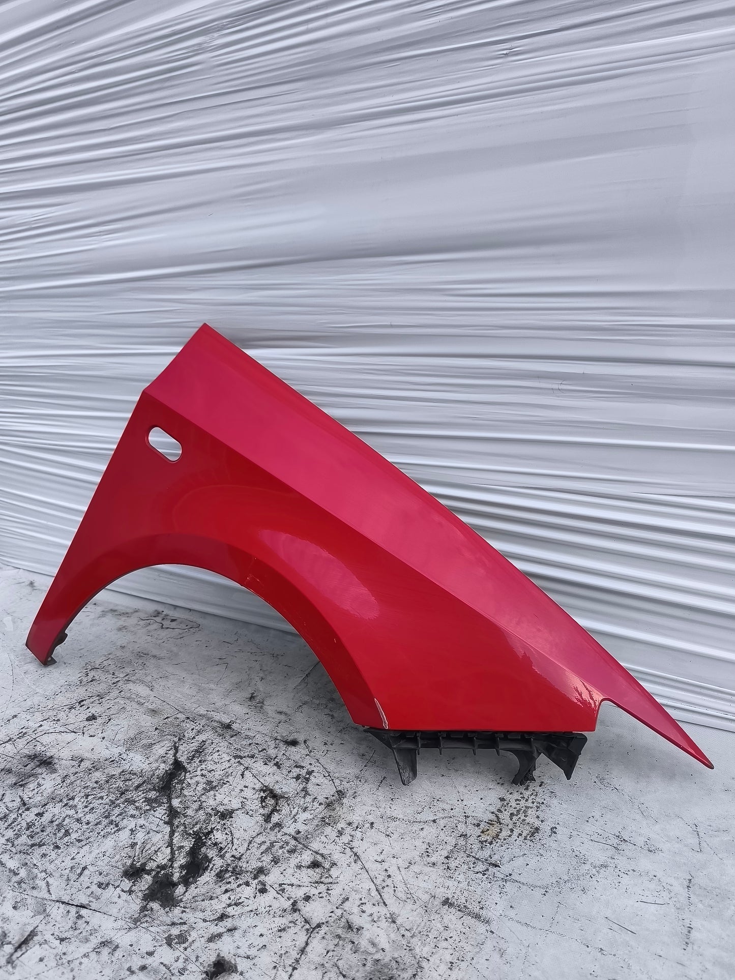 Parafango dx rosso Seat Ibiza (SJ) anno 2008-2017 ecoAG8466