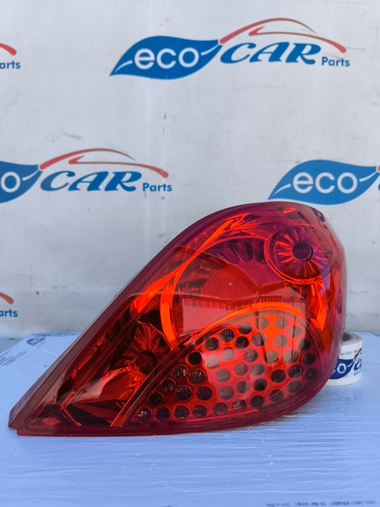 Fanale posteriore dx Peugeot 207 2008 ecoAG5738