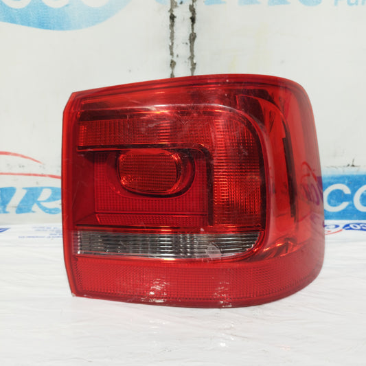 Volkswagen Touran 2014 ecoAC11113 rechte äußere Rückleuchte