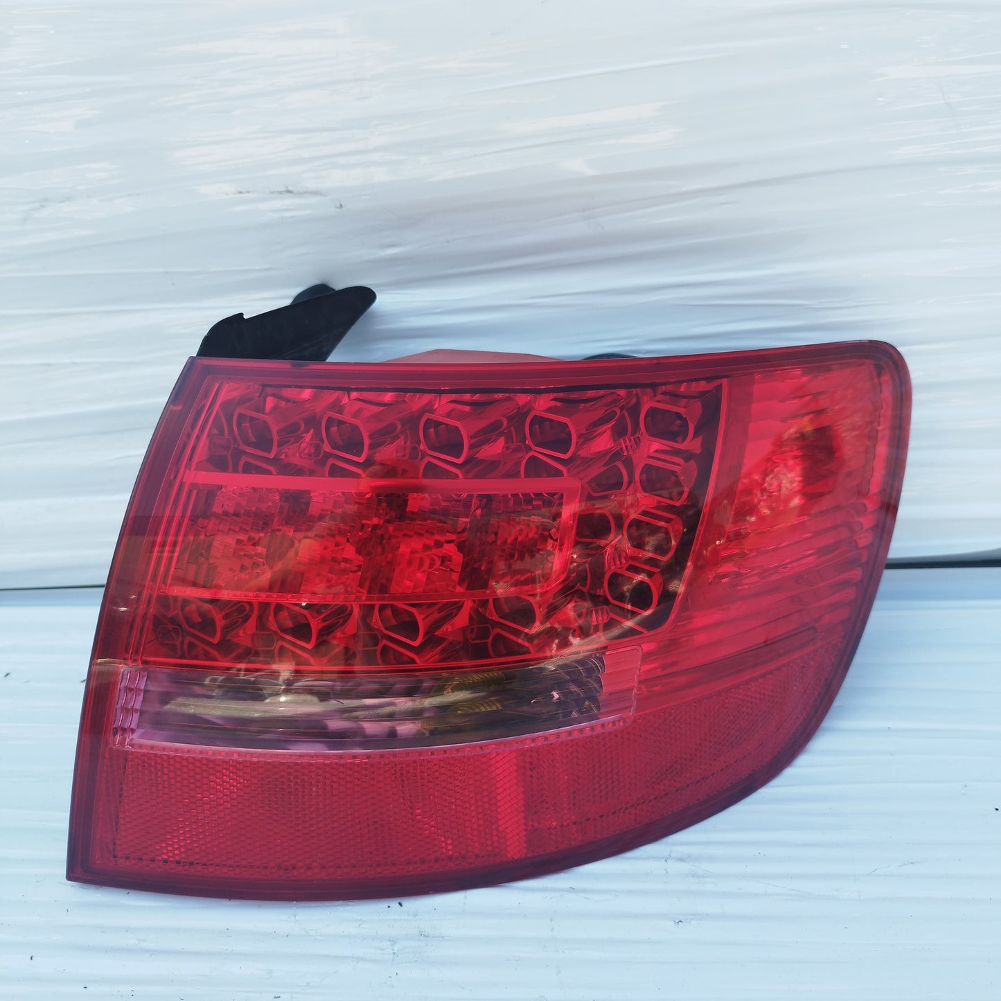 Fanale posteriore dx a led Audi A6 2006 SW cod: 4F9.945.096 ecoDM023