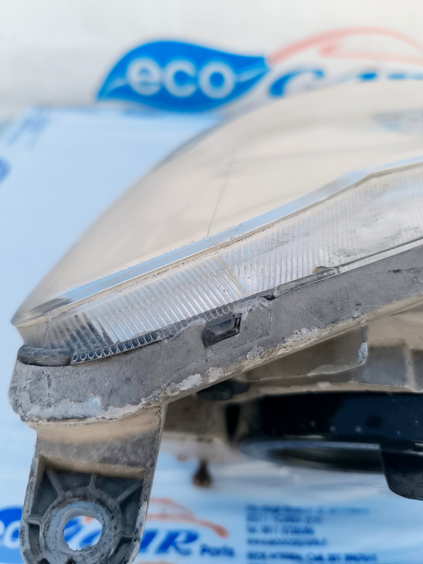 Chevrolet Matiz ecoAG6325 left front light