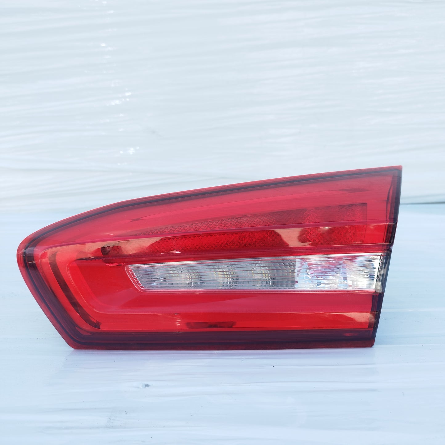 Fanale posteriore interno dx a Led Ford Focus 2020 cod: JX7B-13A602-CC ecoDM095