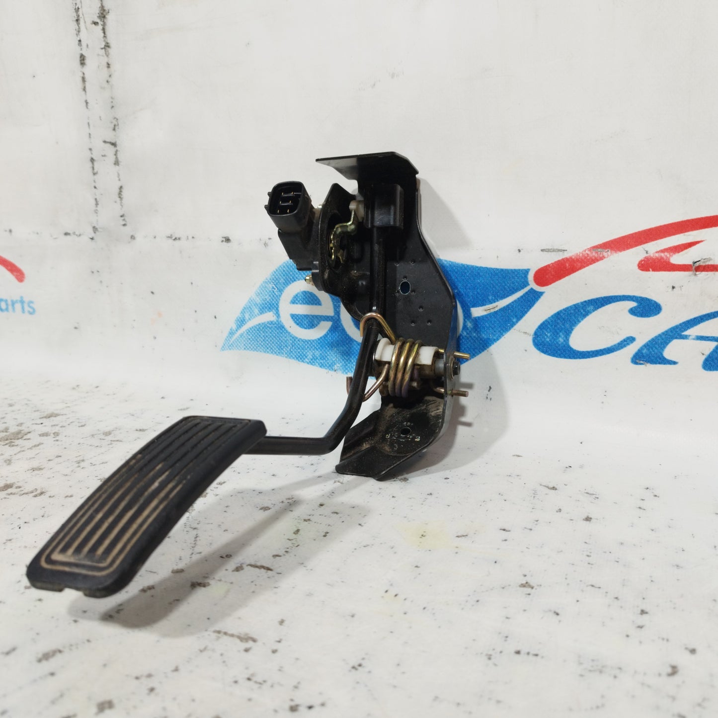 Accelerator pedal Toyota Corolla 2.0 D 2004 code: 89281-52021 ecoAC9285