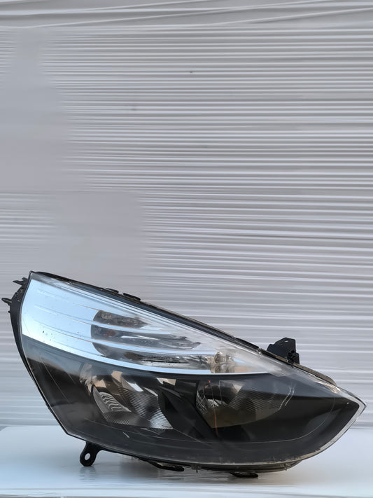 Fanale anteriore dx Renault Clio anno 2015 cod: 010330748 ecoAG7821