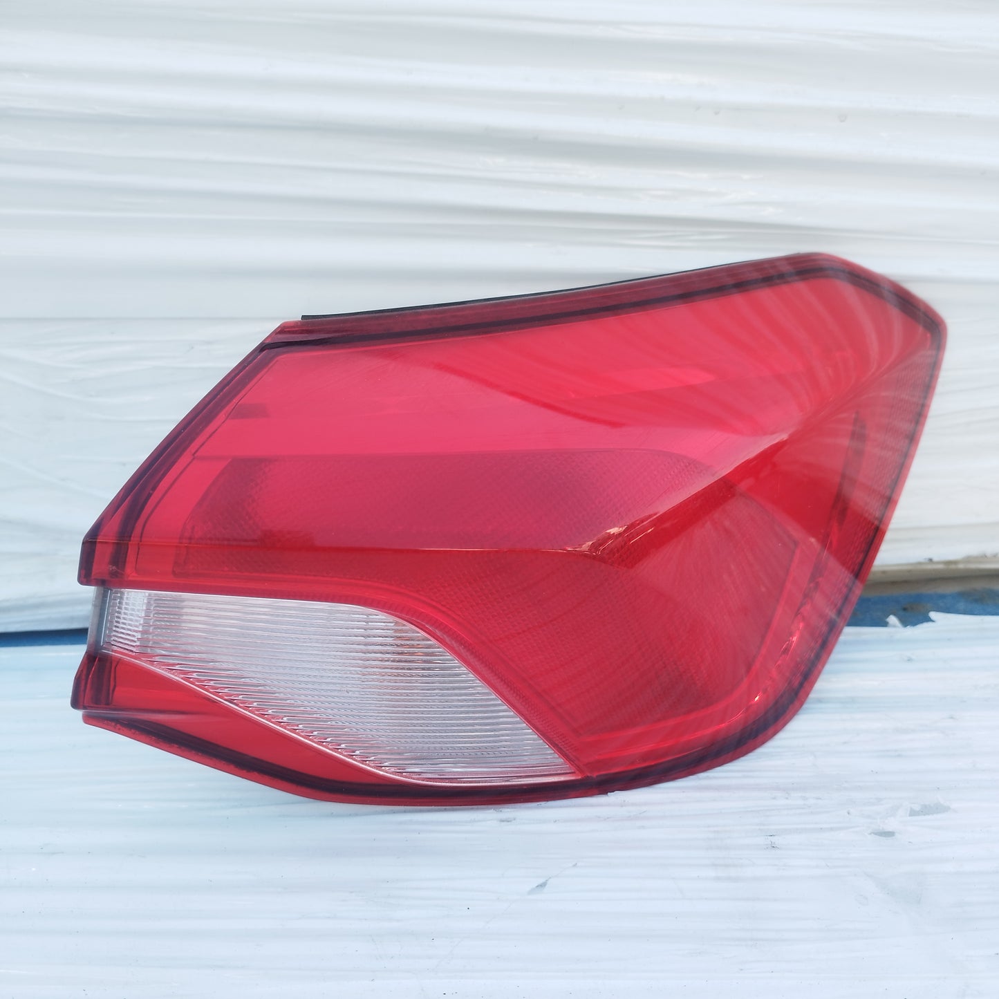 Fanale posteriore dx Ford Focus 2020 cod: JX7B-13404-CE ecoDM168