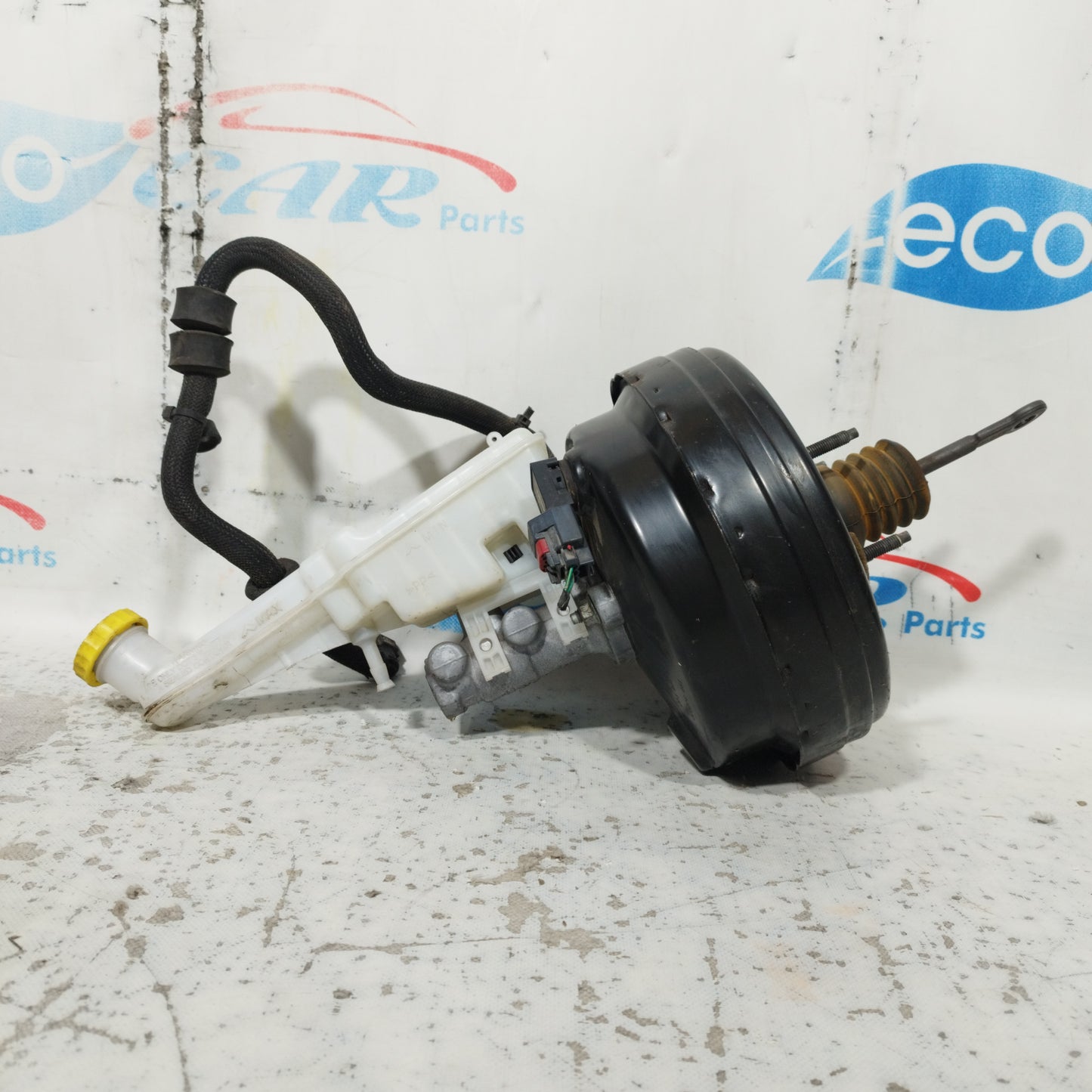 Bremskraftverstärker Fiat Freemont 2.0D 2013 Code: A0204708752 ecoAC10300