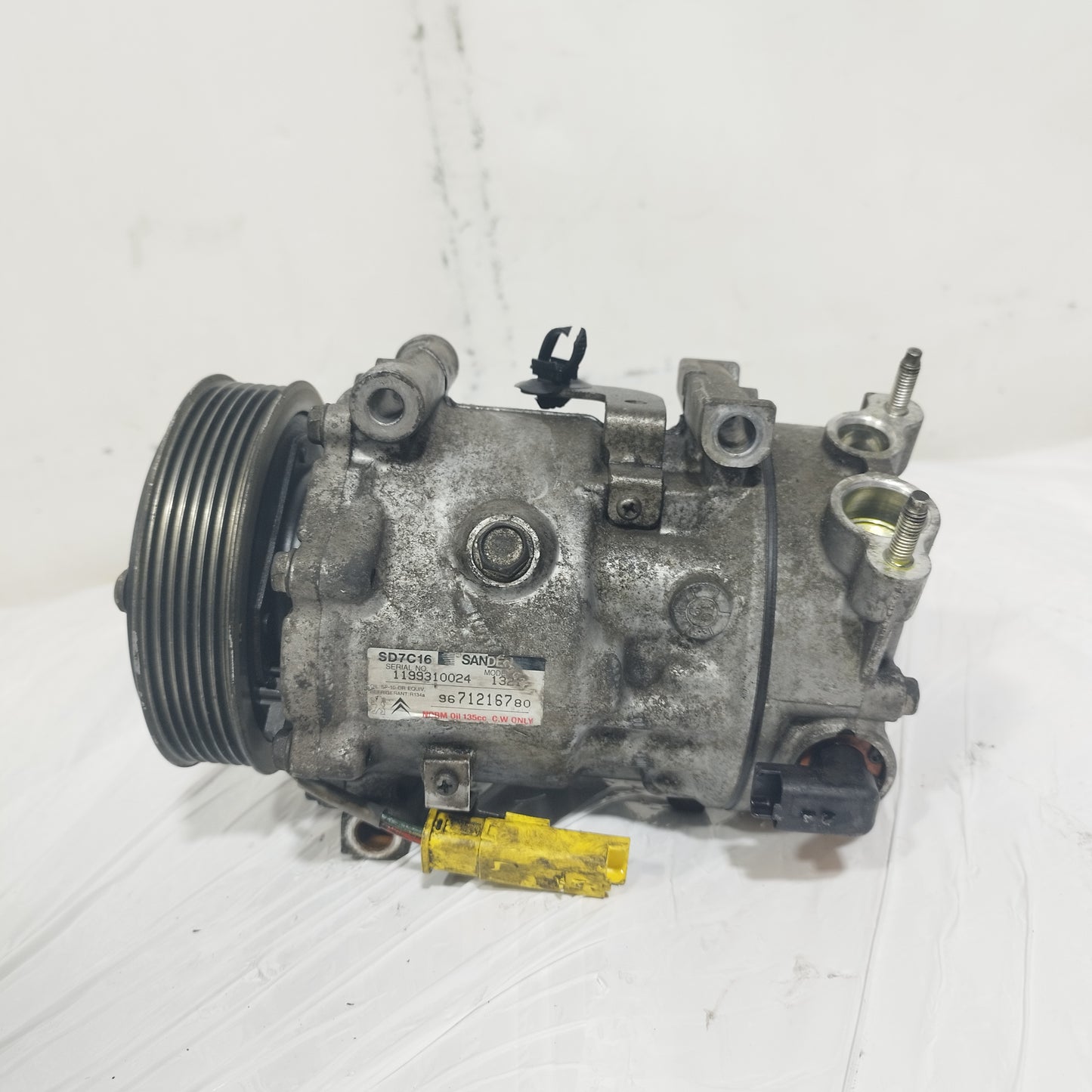 Compressore a / c Citroen C4 Grand Picasso 1.6 HDI 2006-2013 2 pin cod: 9671216780 ecoAC15497