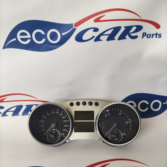 Mercedes ML 3.2 Diesel 2010 ecoAG098 Instrumententafel