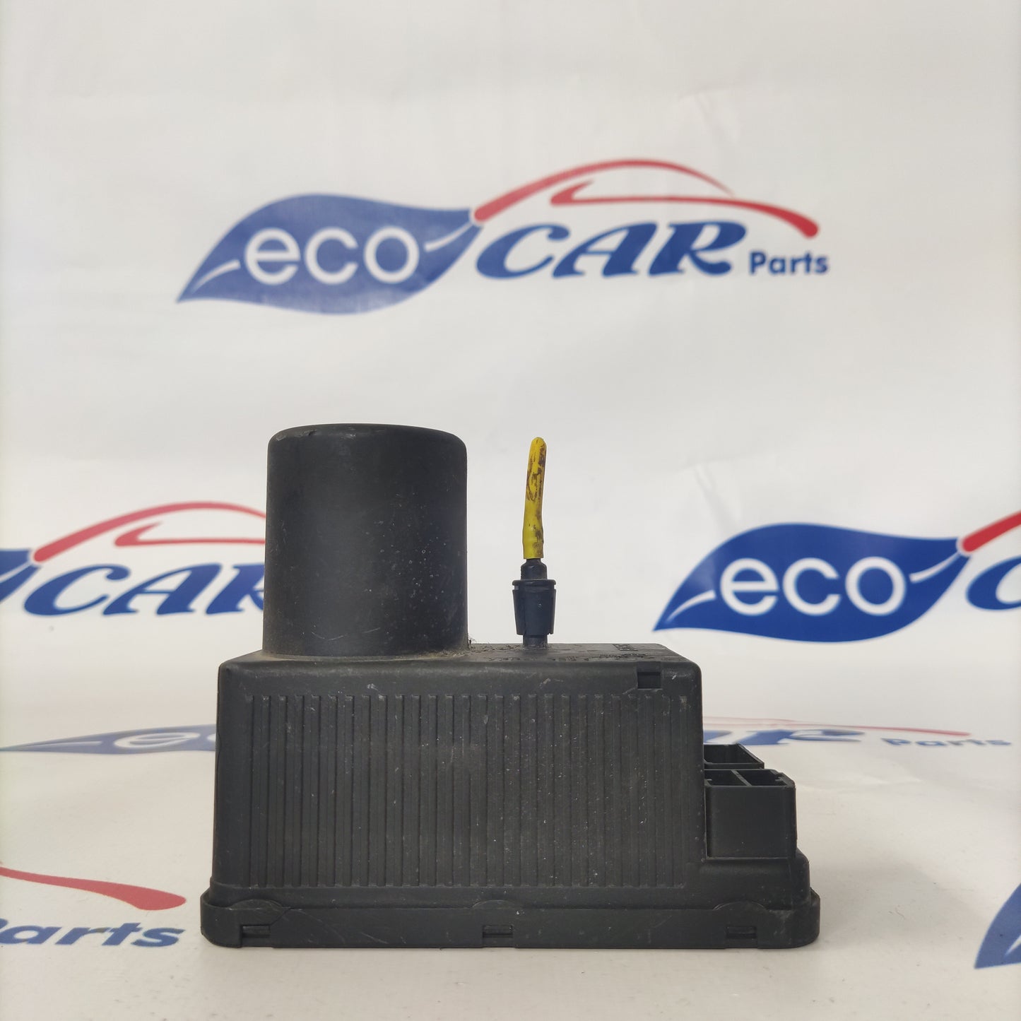 Central locking pump Mercedes C Class w202 2000 code 0132006349 ecoAG382