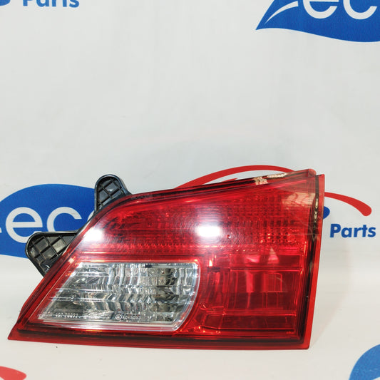 Subaru Outback 2012 ecoAC703 Heckklappe innen rechts Rücklicht