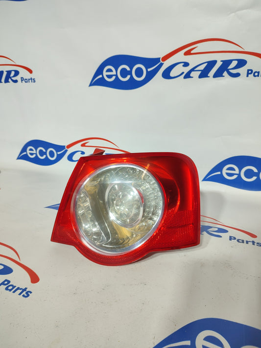 Volkswagen Passat 2007 ecoAG530 rechte äußere Rückleuchte