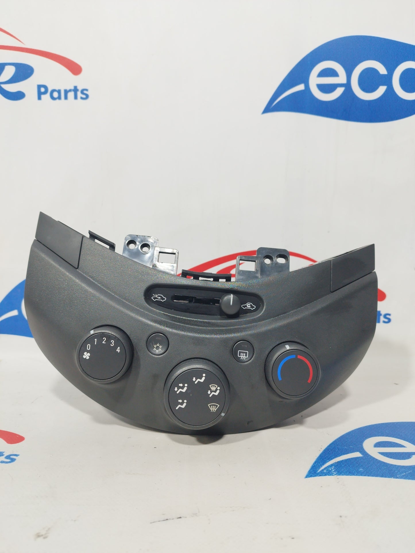 Climate control panel Chevrolet Spark 2011 code: 95979291 ecoAC792