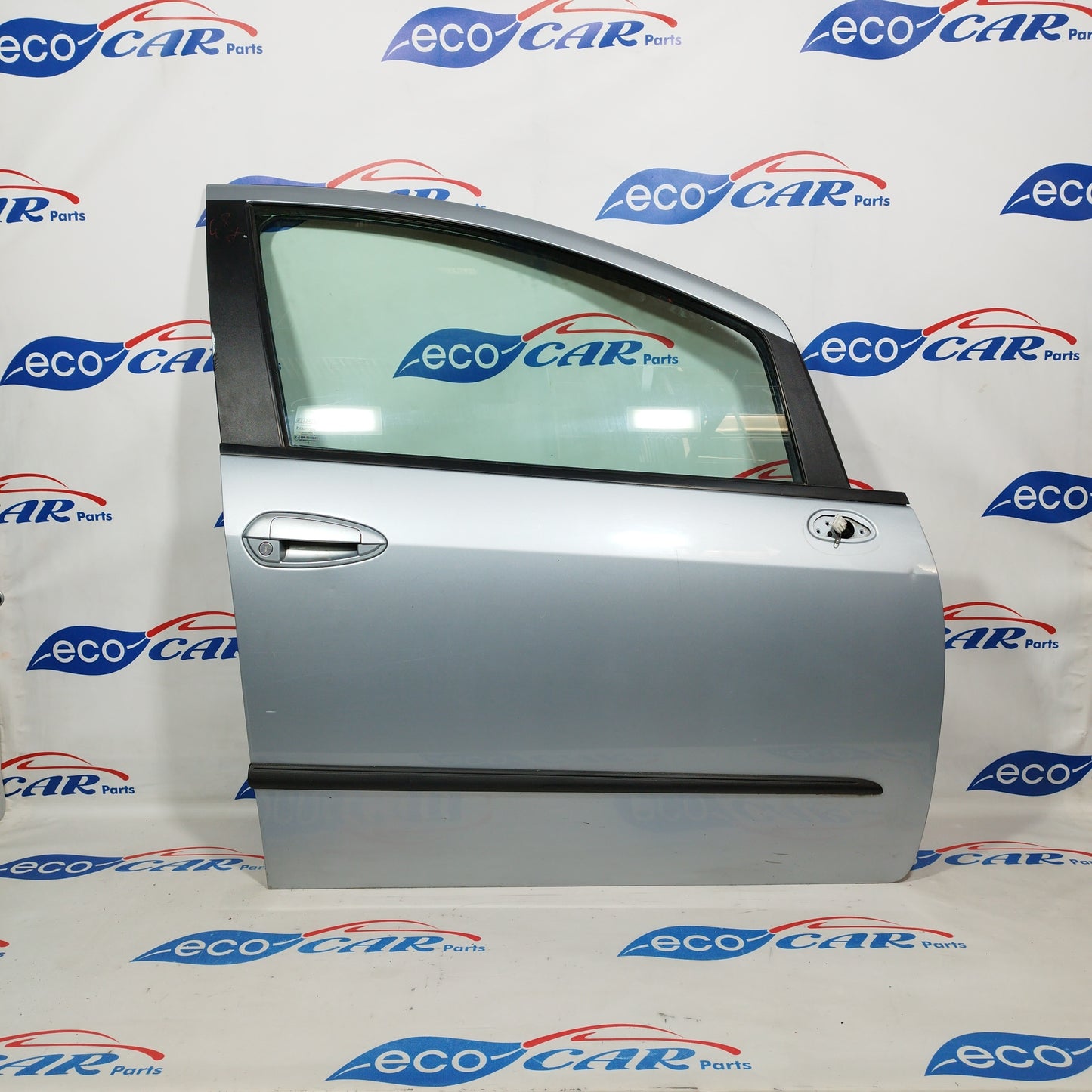 Silver gray right front door Fiat Grande Punto 2006 ecoAC901