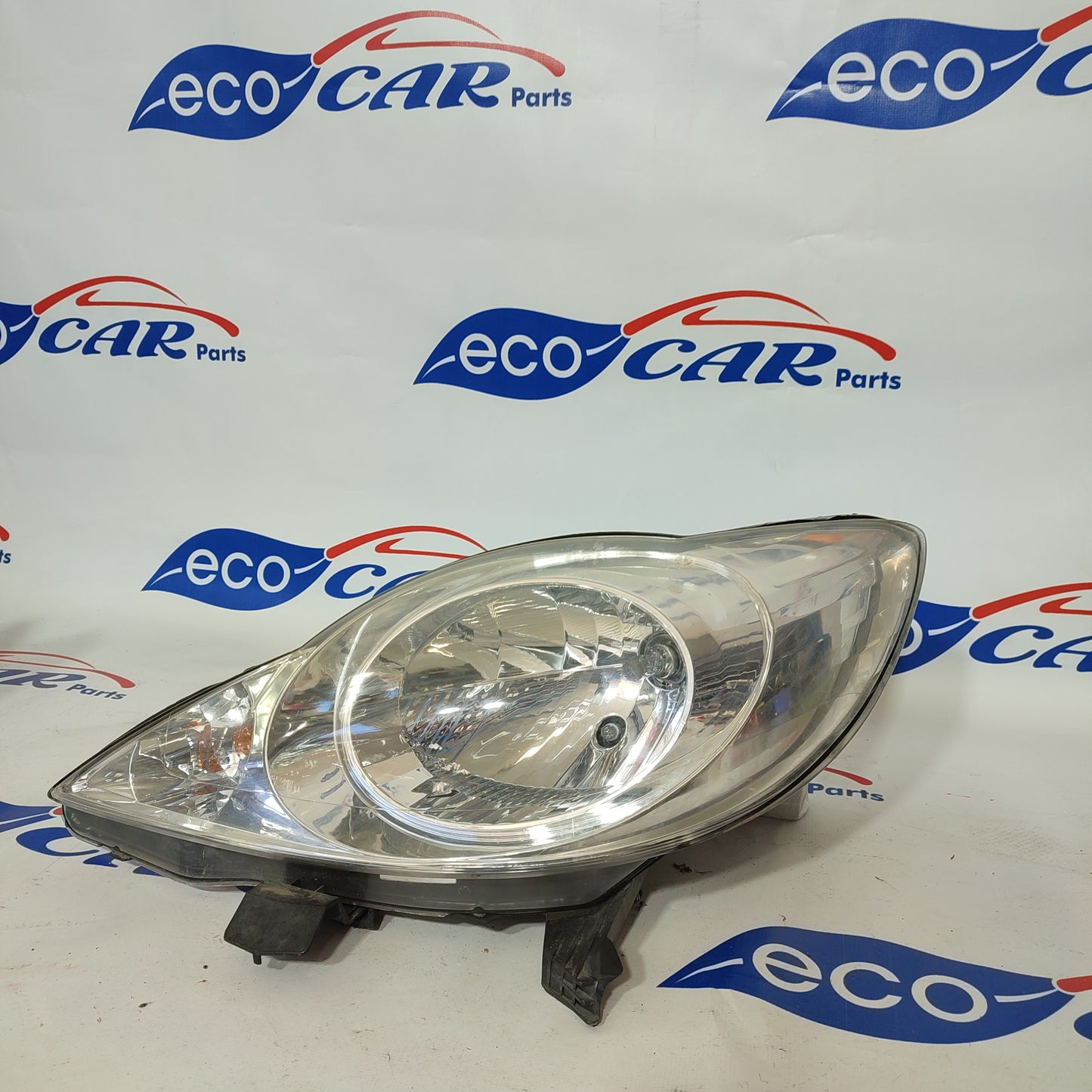 Left front light Peugeot 107 ecoAG629