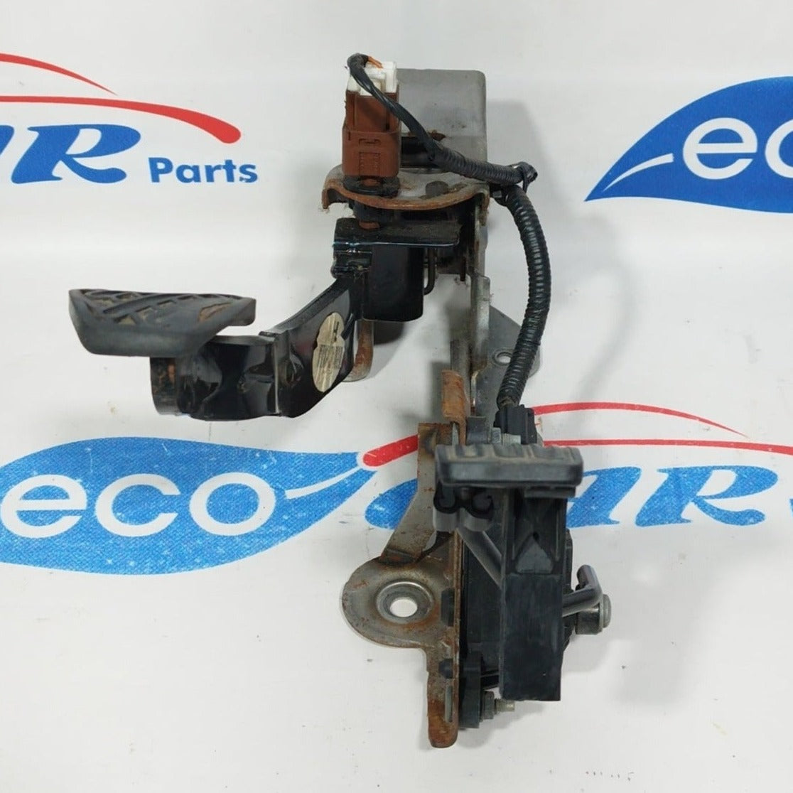 Pedaliera freno e acceleratore Nissan Qashqai 2008 ecoAC1019