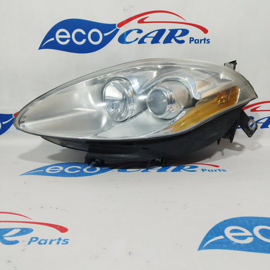 Fanale anteriore sx Fiat Bravo 2008 fondo chiaro freccia gialla ecoAC1094
