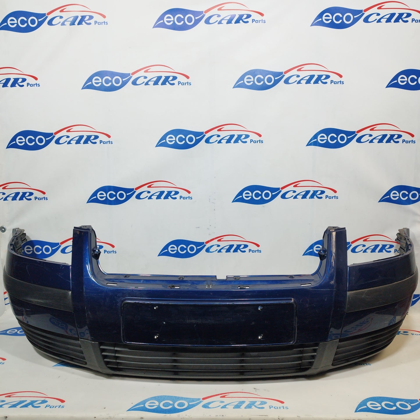 Midnight blue front bumper Volkswagen Passat 2004 code: zsb3b0807217k ecoAC1333