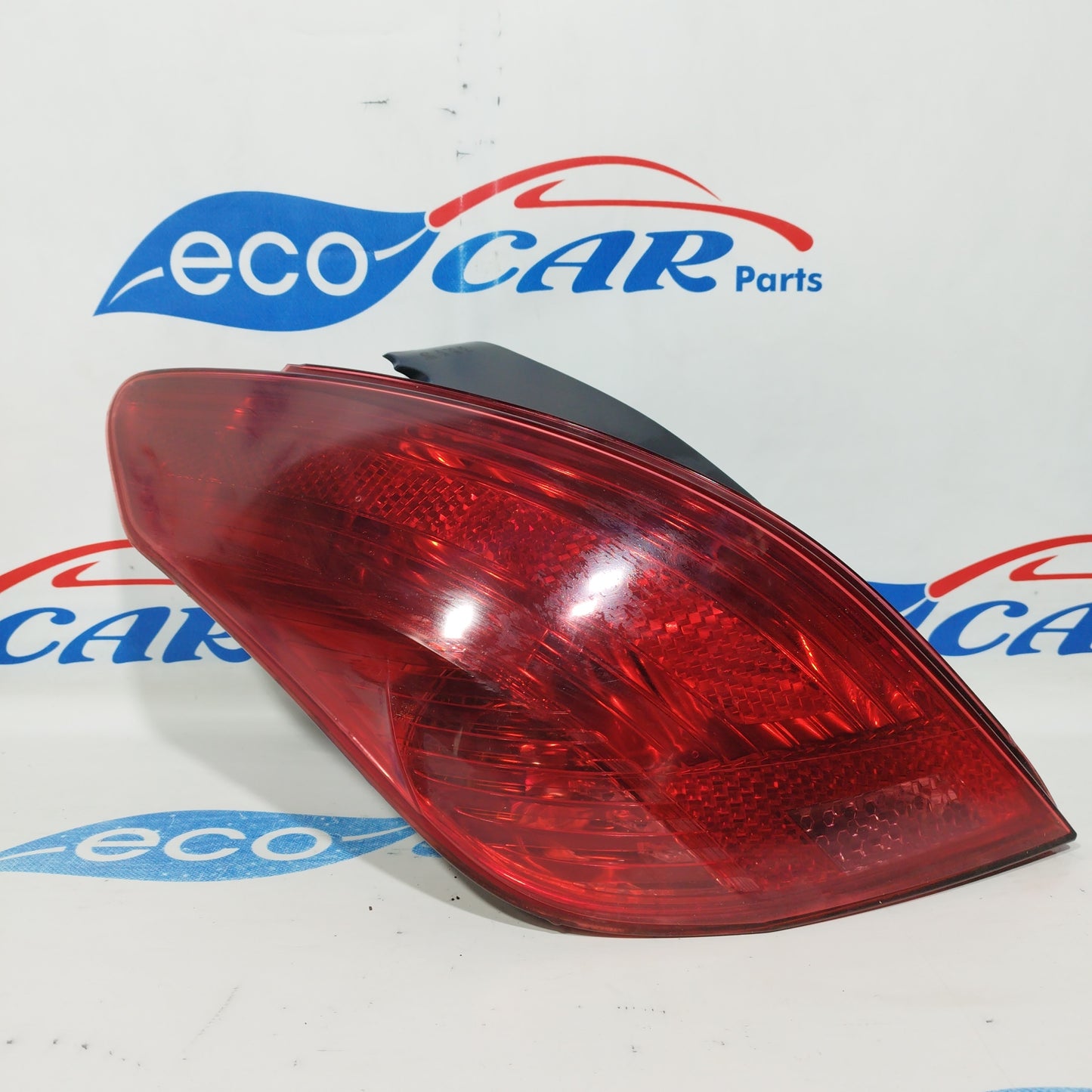 Linke LED-Rückleuchte Peugeot 308 2009 Code 9680425780 ecoAC1391