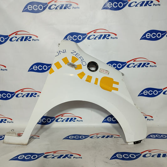 Weißer rechter Kotflügel Fiat Fiorino 2011 ecoAG866
