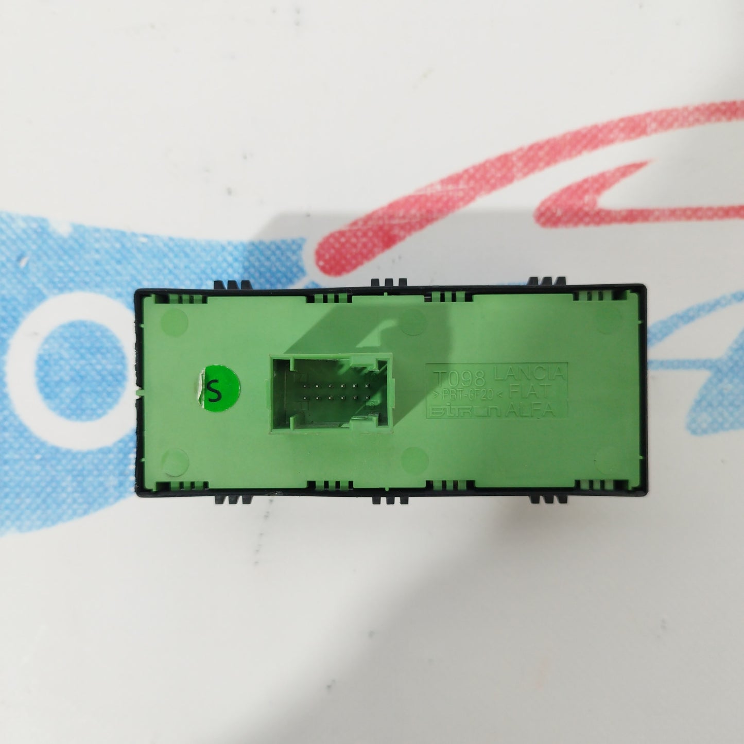 Pulsantiera anteriore sx 4 tasti Fiat tipo 2017 codice: 7356323520 ecoAC1816