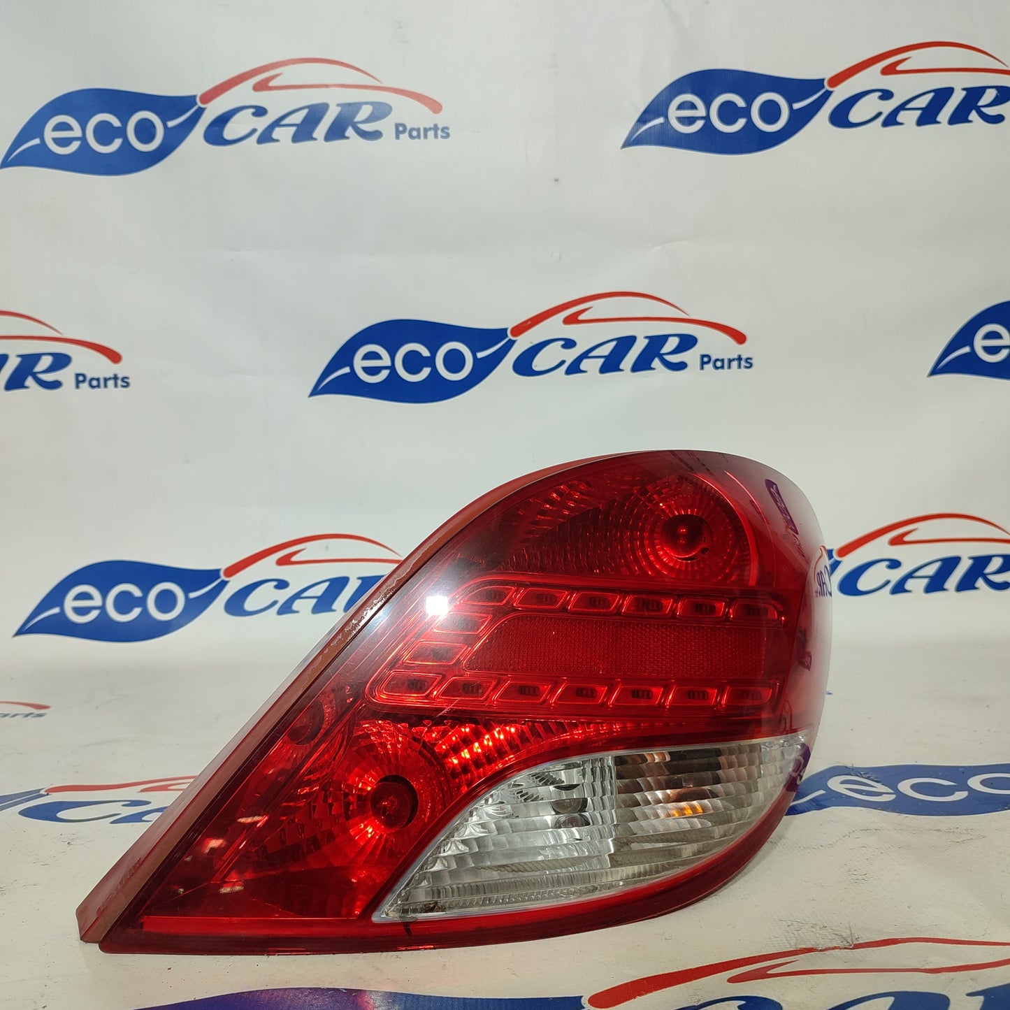 Fanale posteriore dx Peugeot 207 2012 ecoAG943