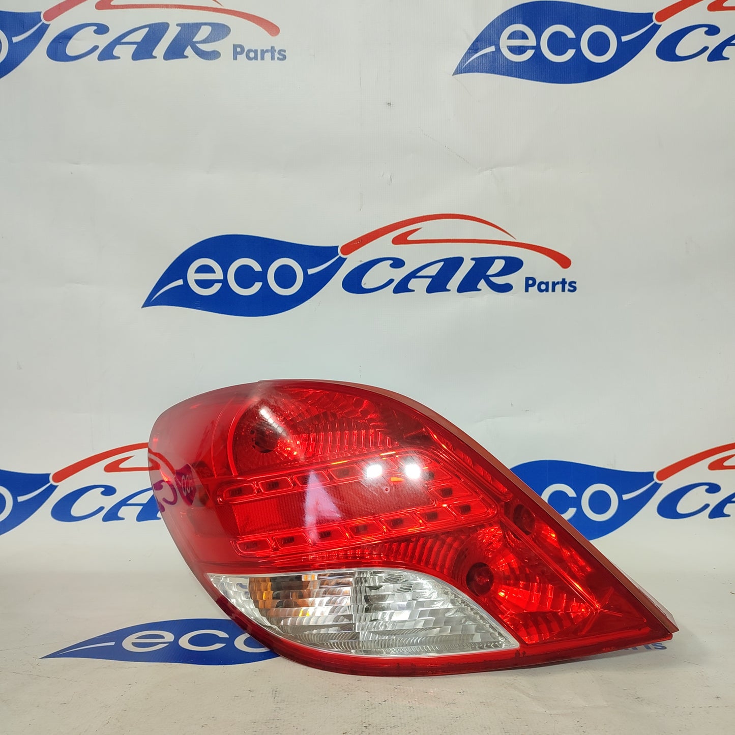 Linke Rückleuchte Peugeot 207 2012 ecoAG967
