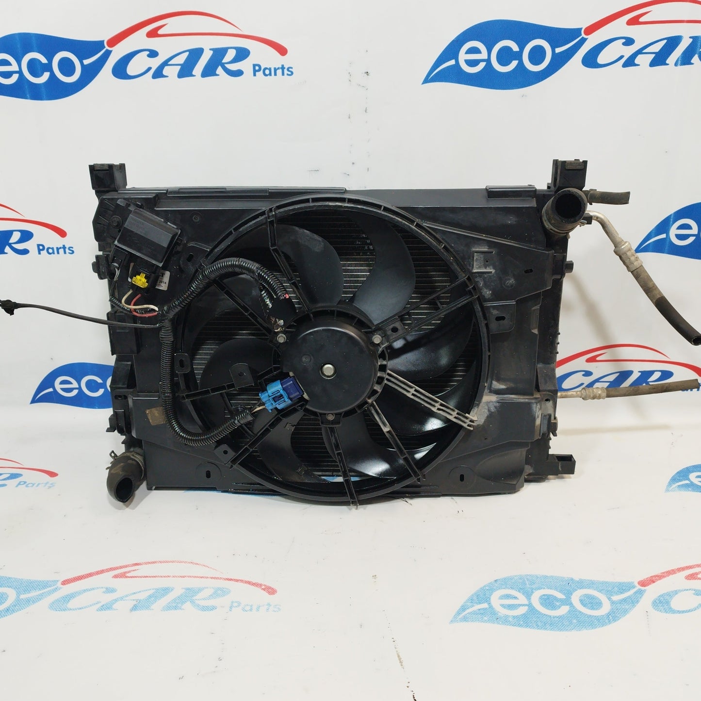 Kit radiatori Dacia Logan MCV 2014 1.2 b 16v codice: 214107326R ecoAC1941