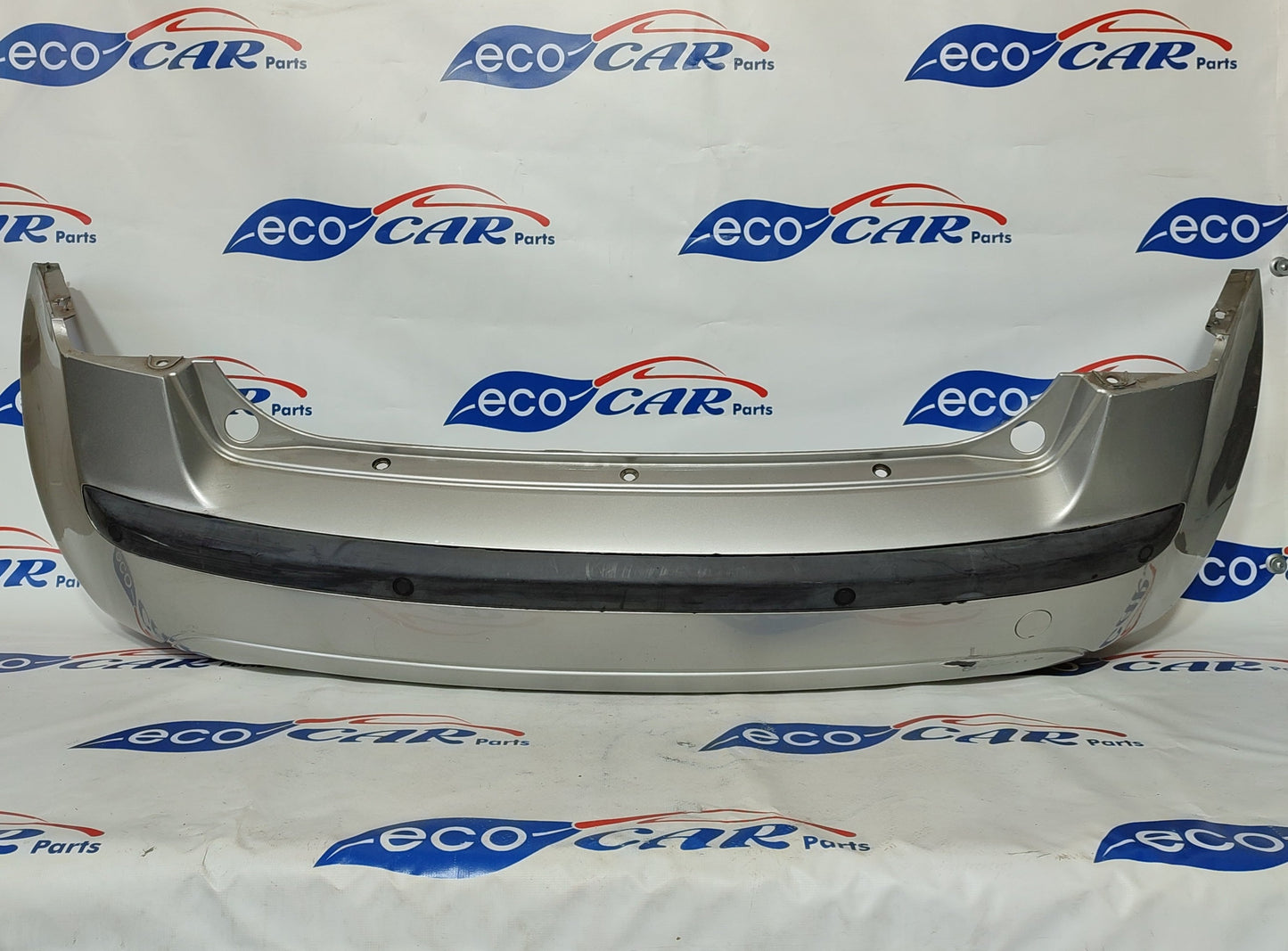 Silver gray rear bumper with Fiat Idea 2006 ecoAG976 sensors