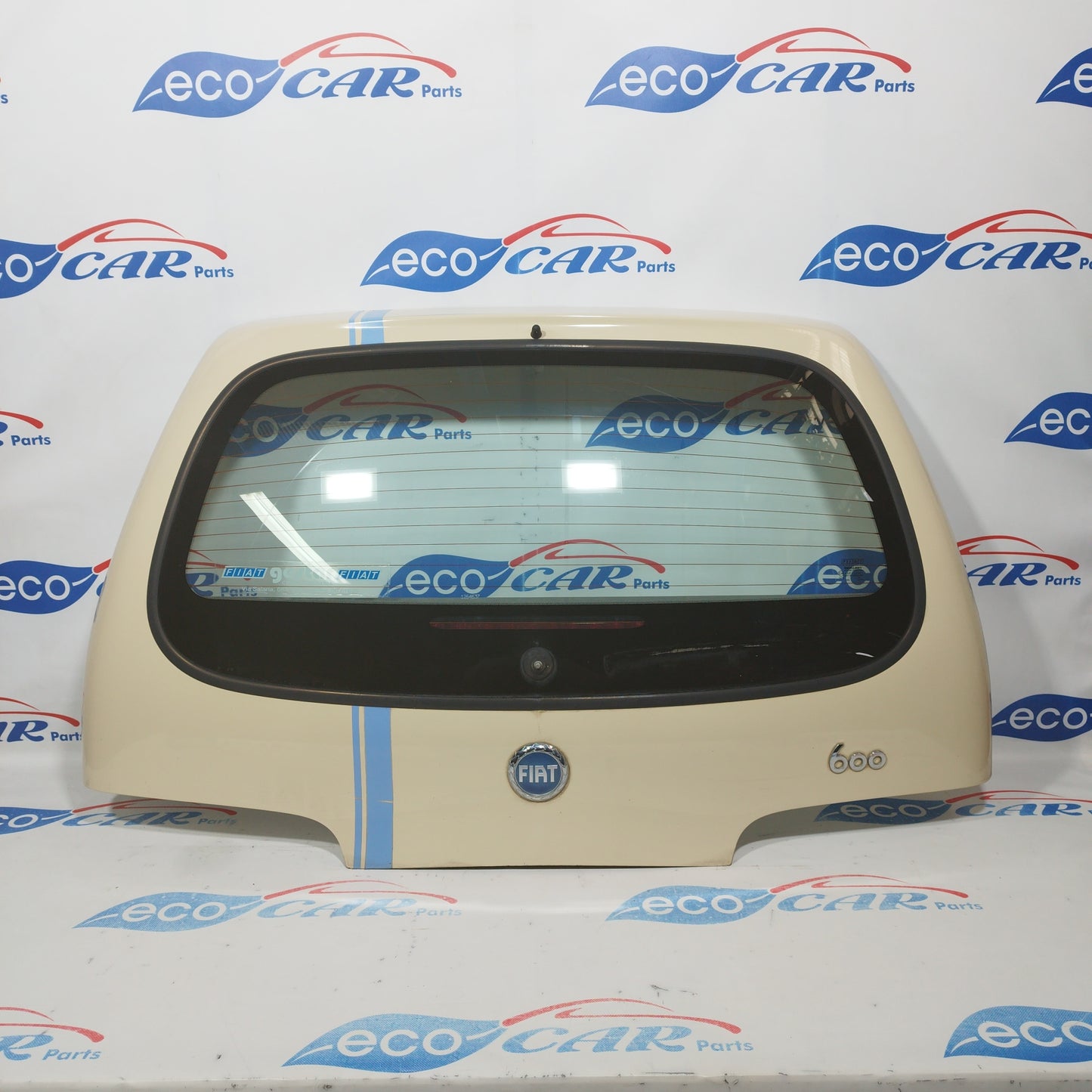 Heckklappe in Elfenbein, Fiat 600, Baujahr 2008, 50-jähriges Jubiläum, ecoAC1957
