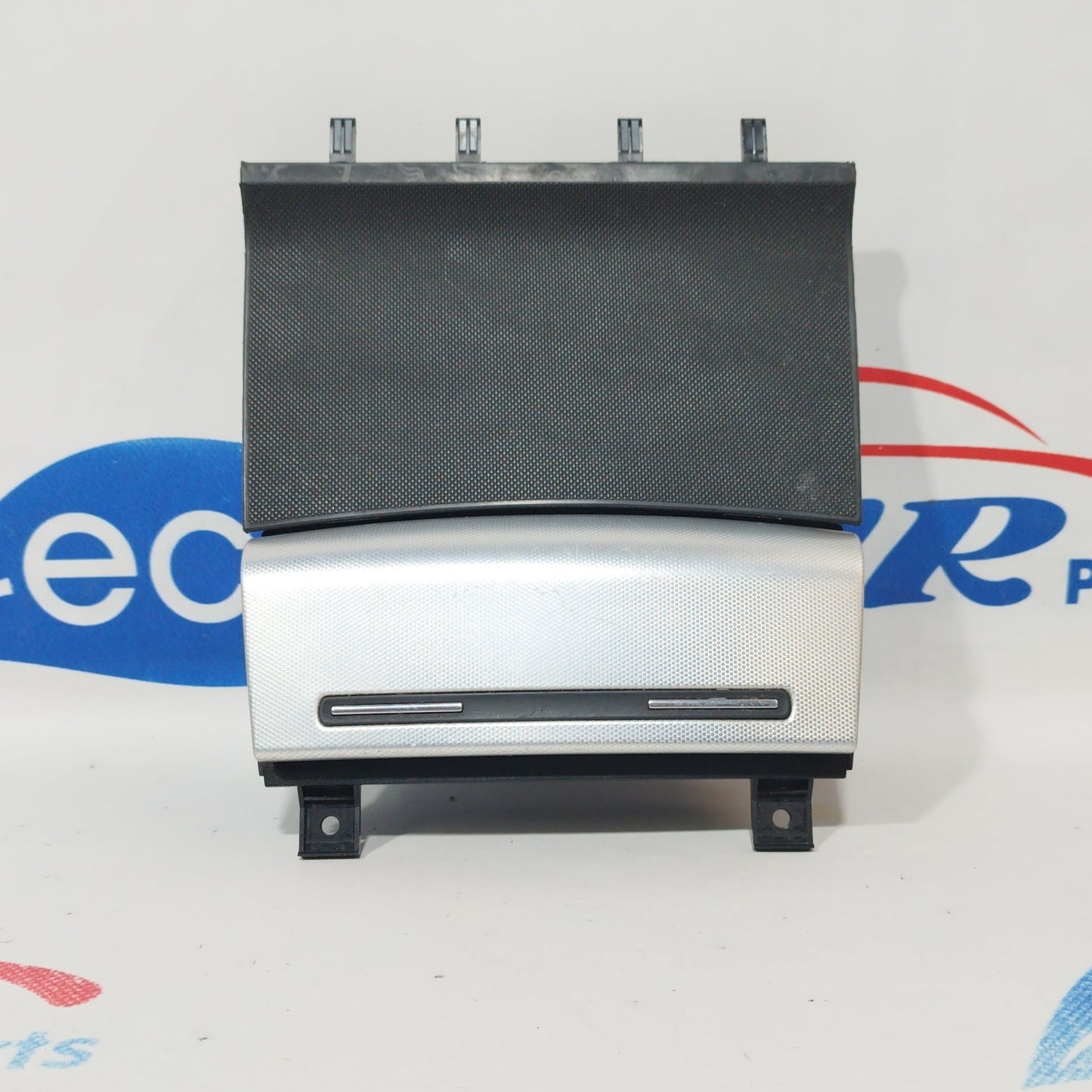 Posacenere Audi A3 2008 codice 8p0857951 ecoAC1997