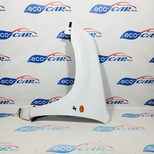 White left mudguard Dr5 2013 ecoAC2073