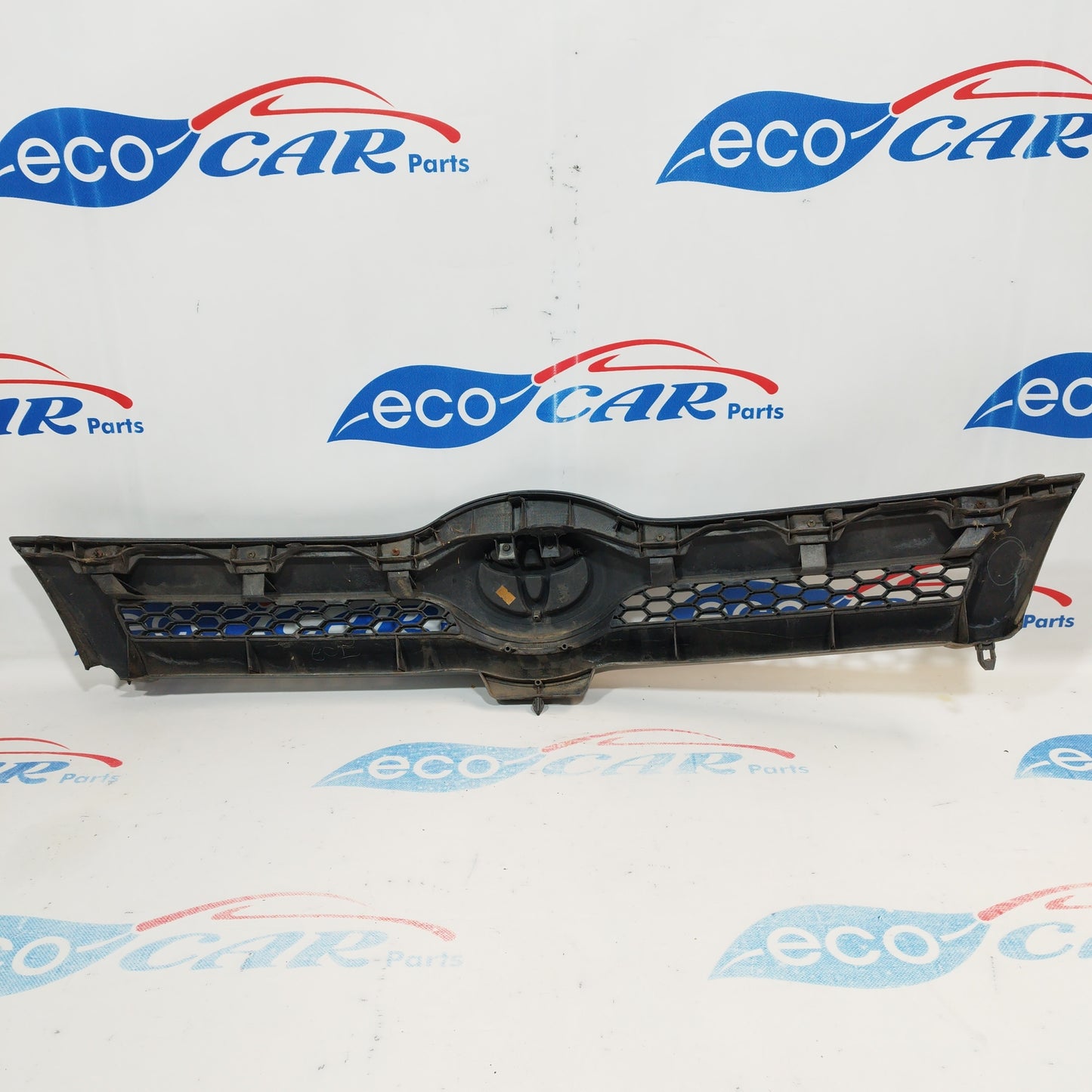 Dark gray front mask Toyota Corolla Verso 2007 ecoAC2476