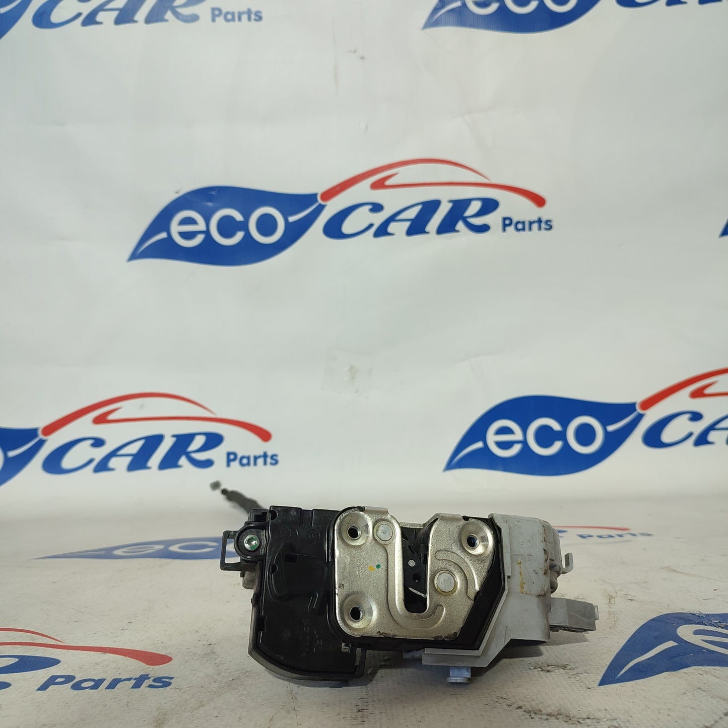 Serratura anteriore dx 6 pin Hyundai ix20 ecoAG1106