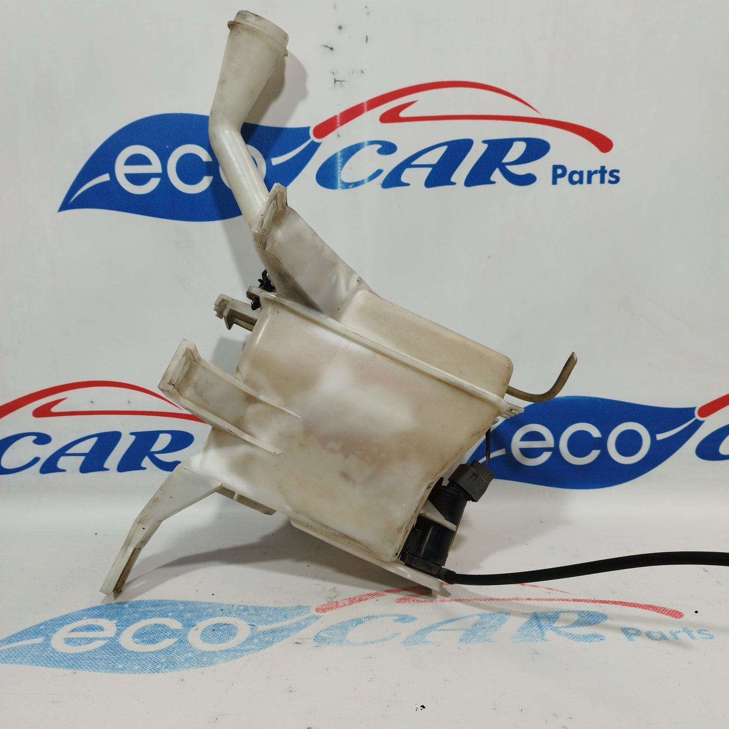 Chevrolet Spark 2009 windscreen washer reservoir code 94572183 ecoAC2537