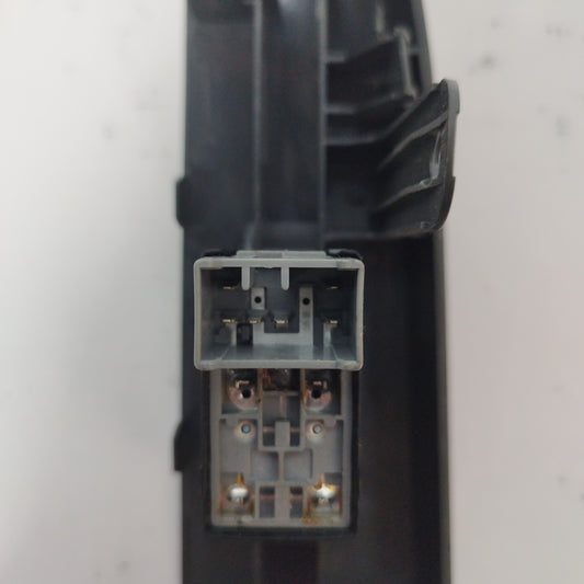 Pulsantiera anteriore dx Chevrolet Spark 2009 codice 201006502 ecoAC2541