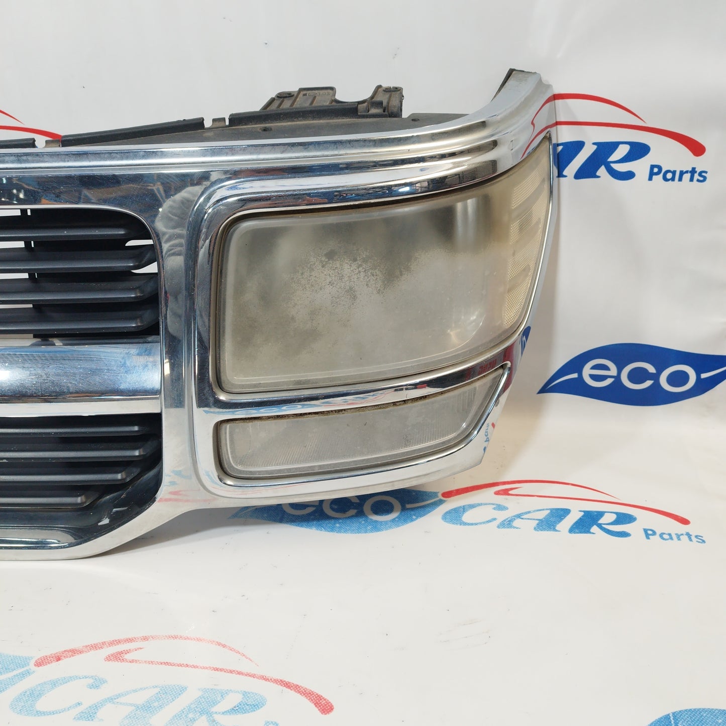 Komplette Scheinwerfermaske Dodge Nitro 2007 ecoAC2583