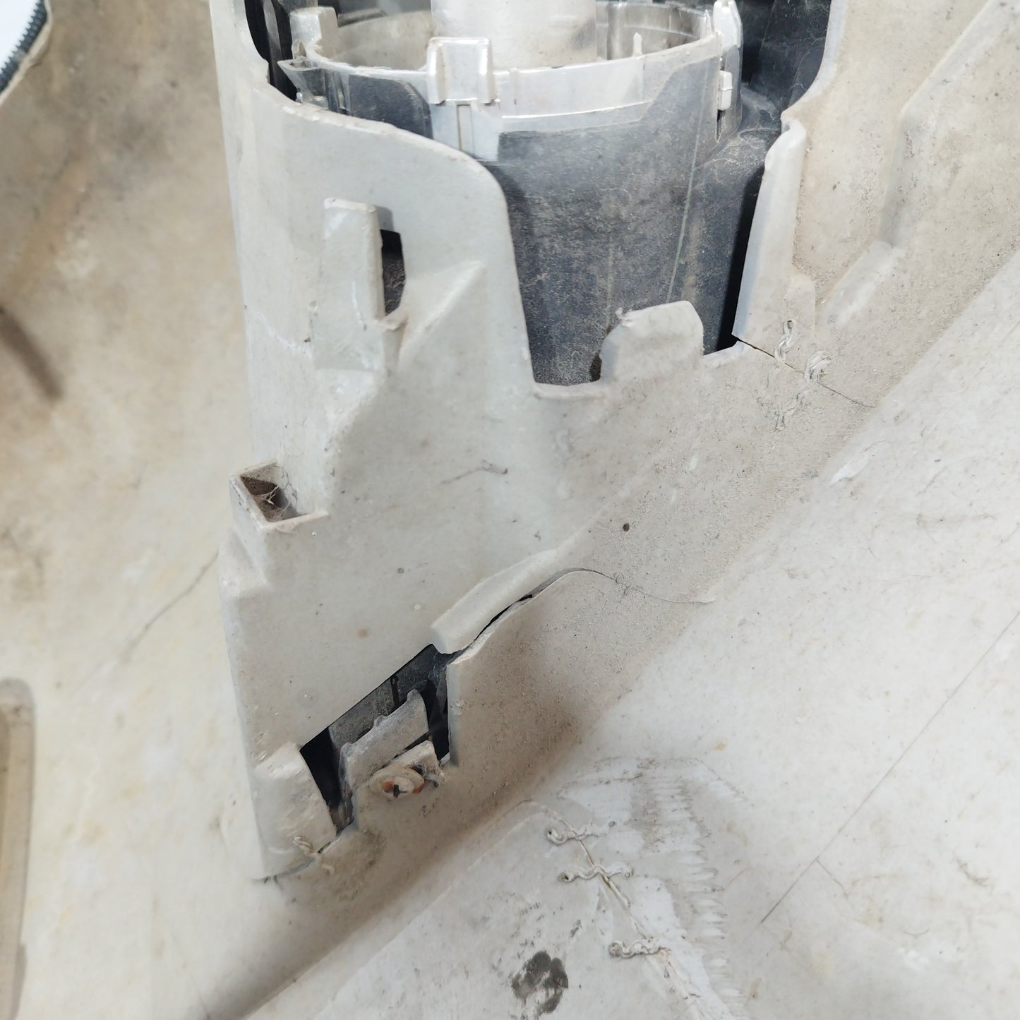 Paraurti anteriore grigio argento Ford Mondeo 2010 ecoAC2592