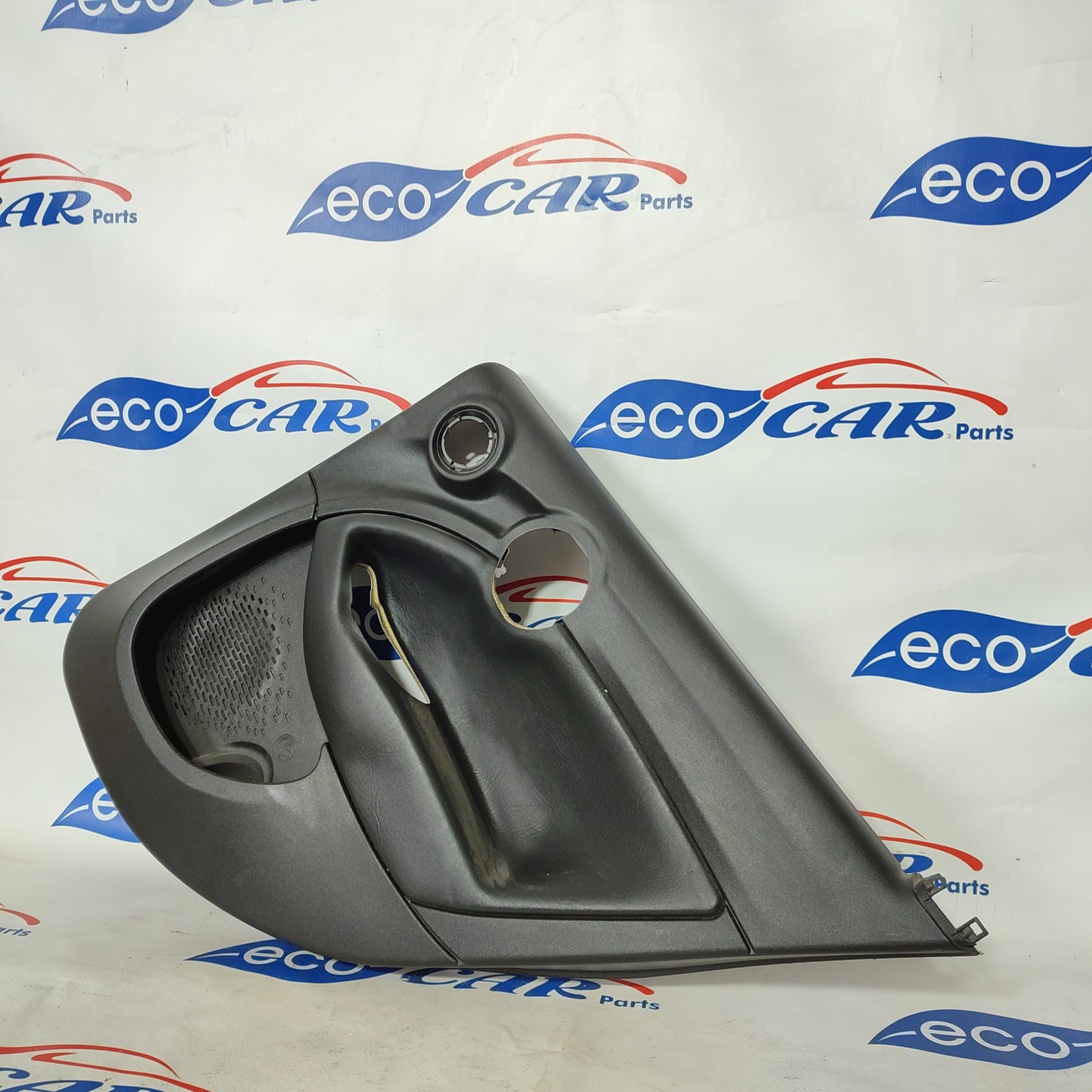 Fiat 500x ecoAG1138 schwarze Leder-Innenverkleidung hinten rechts